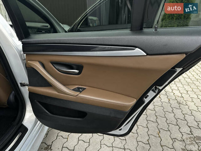 Серый БМВ 5 Серия, объемом двигателя 2.99 л и пробегом 253 тыс. км за 21500 $, фото 21 на Automoto.ua