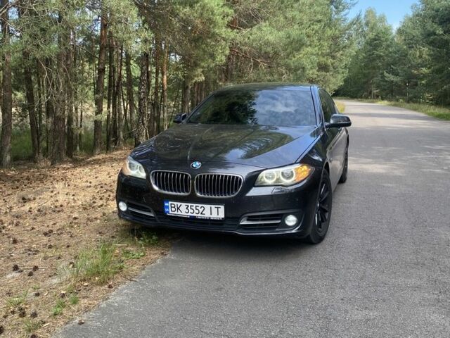 Серый БМВ 5 Серия, объемом двигателя 2 л и пробегом 285 тыс. км за 13700 $, фото 2 на Automoto.ua