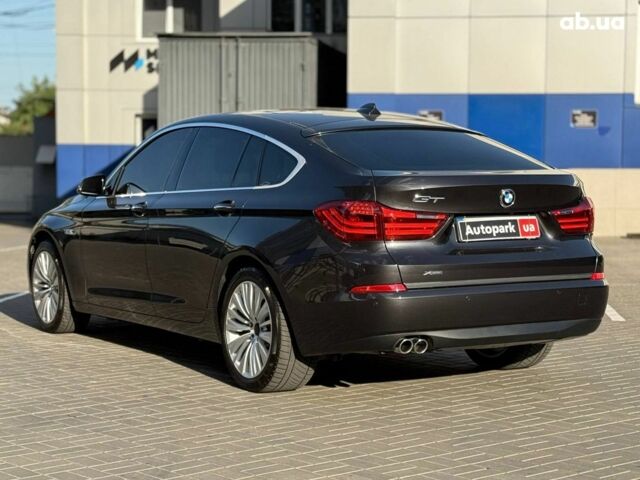 Серый БМВ 5 Серия, объемом двигателя 2 л и пробегом 220 тыс. км за 19940 $, фото 10 на Automoto.ua