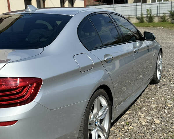 Серый БМВ 5 Серия, объемом двигателя 3 л и пробегом 145 тыс. км за 19400 $, фото 5 на Automoto.ua
