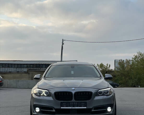 Сірий БМВ 5 Серія, об'ємом двигуна 2 л та пробігом 210 тис. км за 15000 $, фото 2 на Automoto.ua