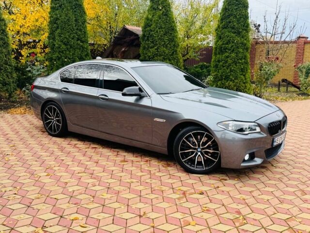 БМВ 5 Серія 2015 у Синельниковом на Automoto.ua Сірий БМВ 5 Серія, об'ємом двигуна 3 л та пробігом 243 тис. км за 15200 $, фото 1 на Automoto.ua