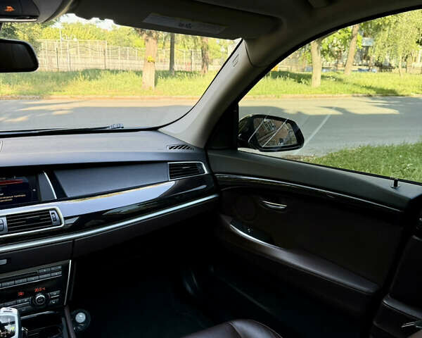 Серый БМВ 5 Серия, объемом двигателя 2.98 л и пробегом 220 тыс. км за 14999 $, фото 24 на Automoto.ua