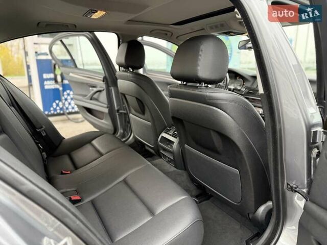 Серый БМВ 5 Серия, объемом двигателя 2 л и пробегом 61 тыс. км за 19999 $, фото 26 на Automoto.ua