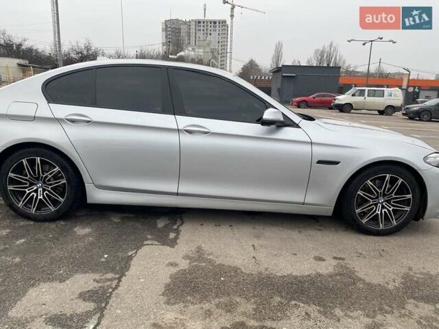 Сірий БМВ 5 Серія, об'ємом двигуна 2 л та пробігом 264 тис. км за 15000 $, фото 15 на Automoto.ua