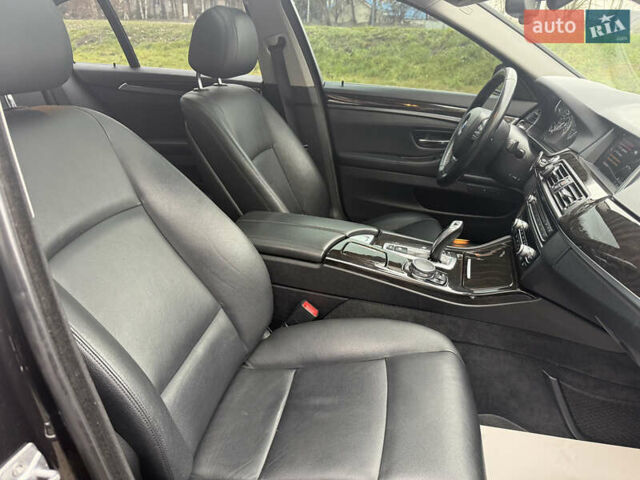 Сірий БМВ 5 Серія, об'ємом двигуна 2.98 л та пробігом 206 тис. км за 15900 $, фото 9 на Automoto.ua