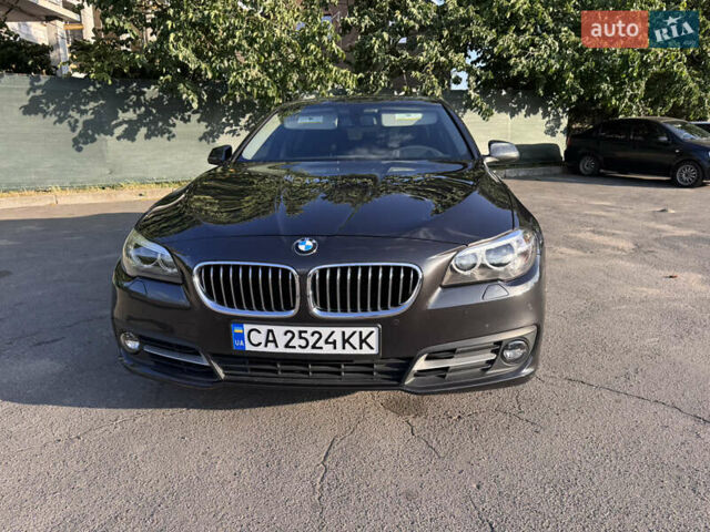 Серый БМВ 5 Серия, объемом двигателя 3 л и пробегом 93 тыс. км за 26600 $, фото 3 на Automoto.ua