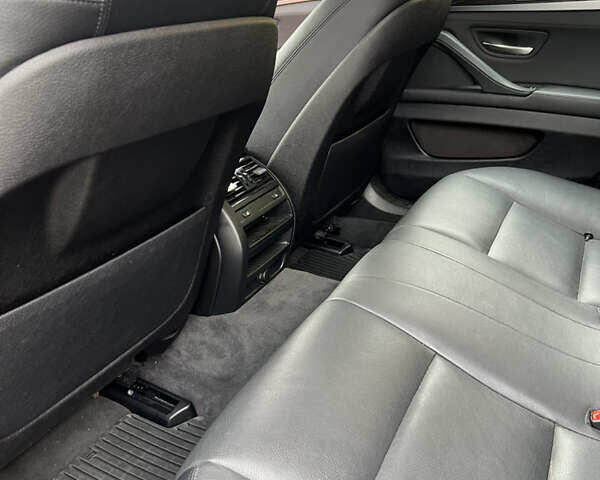 Серый БМВ 5 Серия, объемом двигателя 2.98 л и пробегом 167 тыс. км за 18700 $, фото 21 на Automoto.ua