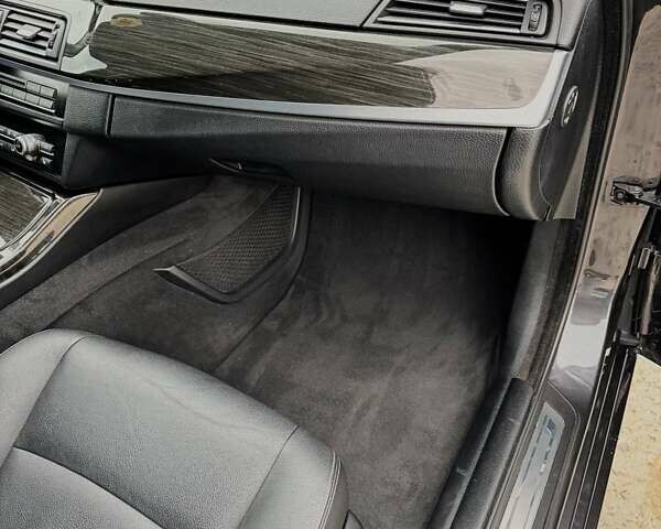 Серый БМВ 5 Серия, объемом двигателя 2 л и пробегом 229 тыс. км за 16900 $, фото 38 на Automoto.ua