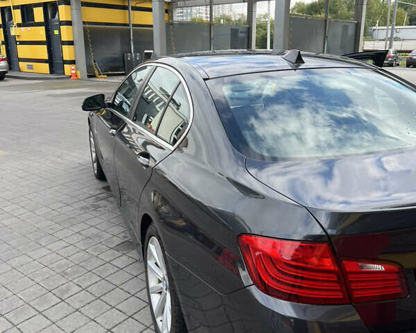 Серый БМВ 5 Серия, объемом двигателя 2.98 л и пробегом 167 тыс. км за 18700 $, фото 9 на Automoto.ua