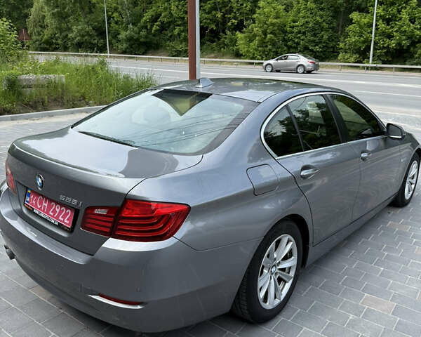 Серый БМВ 5 Серия, объемом двигателя 2 л и пробегом 287 тыс. км за 13300 $, фото 5 на Automoto.ua
