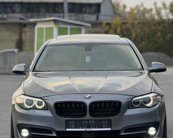 Сірий БМВ 5 Серія, об'ємом двигуна 2 л та пробігом 210 тис. км за 15000 $, фото 6 на Automoto.ua