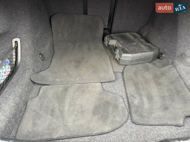 Серый БМВ 5 Серия, объемом двигателя 2.98 л и пробегом 157 тыс. км за 18900 $, фото 39 на Automoto.ua