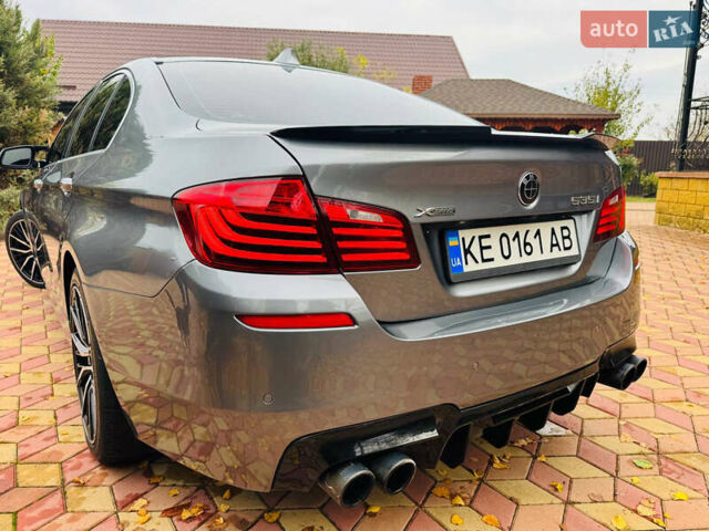 Сірий БМВ 5 Серія, об'ємом двигуна 2.98 л та пробігом 243 тис. км за 15500 $, фото 2 на Automoto.ua
