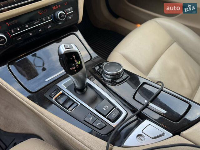 Сірий БМВ 5 Серія, об'ємом двигуна 2 л та пробігом 210 тис. км за 15000 $, фото 30 на Automoto.ua