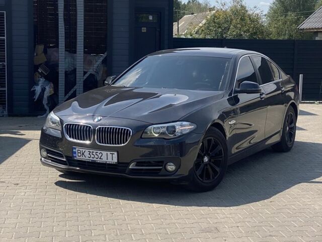 Серый БМВ 5 Серия, объемом двигателя 2 л и пробегом 285 тыс. км за 13700 $, фото 4 на Automoto.ua