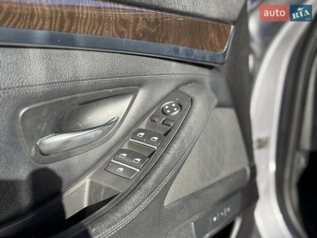 Серый БМВ 5 Серия, объемом двигателя 3 л и пробегом 183 тыс. км за 23550 $, фото 22 на Automoto.ua