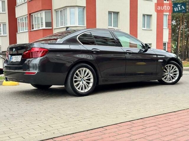 Серый БМВ 5 Серия, объемом двигателя 2 л и пробегом 229 тыс. км за 16900 $, фото 4 на Automoto.ua
