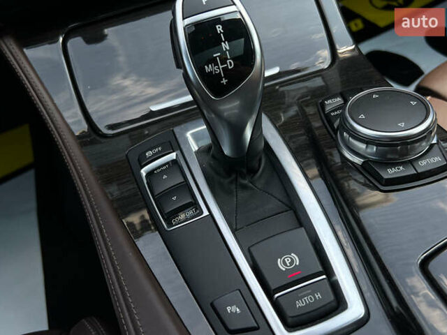 Сірий БМВ 5 Серія, об'ємом двигуна 3 л та пробігом 90 тис. км за 26999 $, фото 15 на Automoto.ua