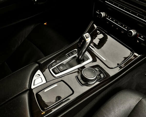 Серый БМВ 5 Серия, объемом двигателя 2 л и пробегом 365 тыс. км за 14350 $, фото 69 на Automoto.ua