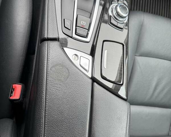 Серый БМВ 5 Серия, объемом двигателя 2 л и пробегом 88 тыс. км за 20000 $, фото 9 на Automoto.ua