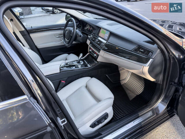 Серый БМВ 5 Серия, объемом двигателя 3 л и пробегом 101 тыс. км за 23400 $, фото 54 на Automoto.ua