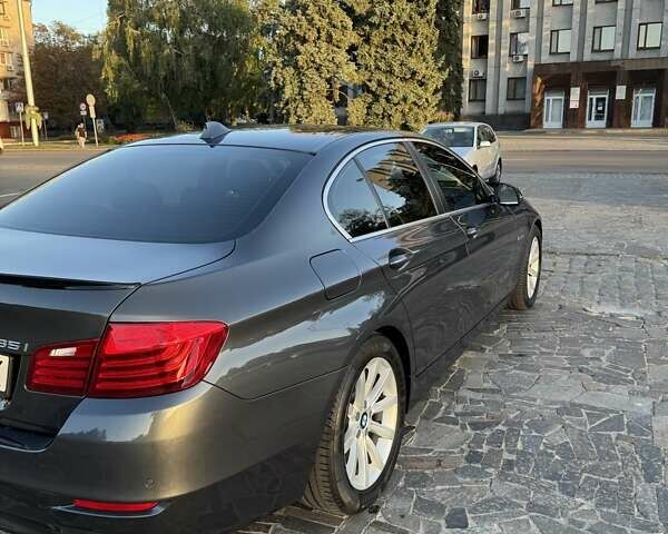 Сірий БМВ 5 Серія, об'ємом двигуна 3 л та пробігом 164 тис. км за 17000 $, фото 17 на Automoto.ua