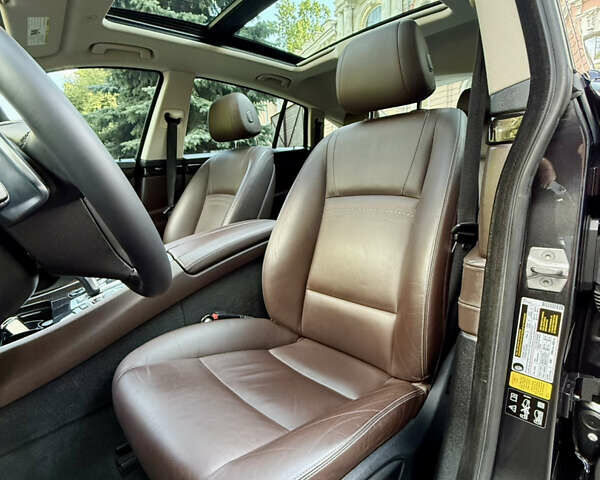 Серый БМВ 5 Серия, объемом двигателя 2.98 л и пробегом 220 тыс. км за 14999 $, фото 11 на Automoto.ua