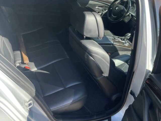 Серый БМВ 5 Серия, объемом двигателя 3 л и пробегом 80 тыс. км за 607 $, фото 3 на Automoto.ua