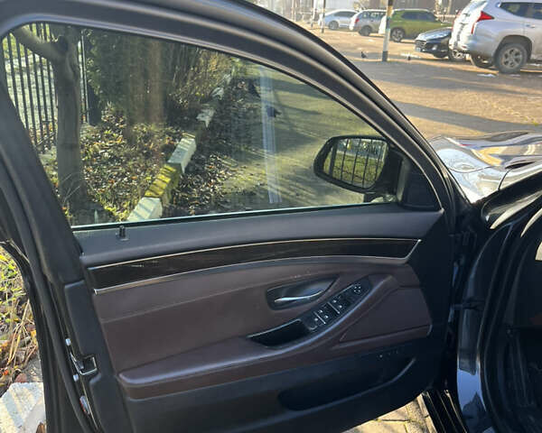 Сірий БМВ 5 Серія, об'ємом двигуна 3 л та пробігом 139 тис. км за 20500 $, фото 5 на Automoto.ua