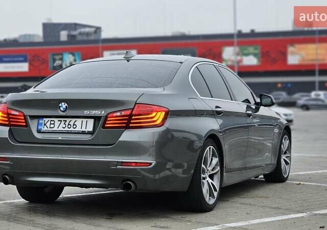 Сірий БМВ 5 Серія, об'ємом двигуна 3 л та пробігом 122 тис. км за 18100 $, фото 6 на Automoto.ua