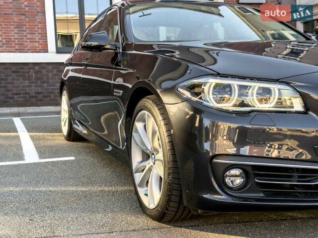 Серый БМВ 5 Серия, объемом двигателя 3 л и пробегом 101 тыс. км за 23400 $, фото 12 на Automoto.ua