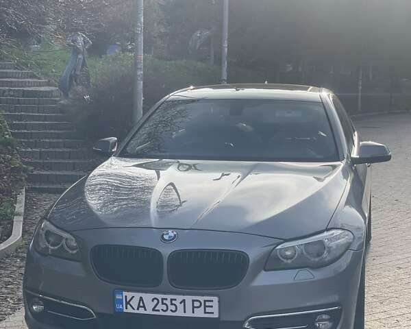 Сірий БМВ 5 Серія, об'ємом двигуна 2 л та пробігом 237 тис. км за 14000 $, фото 5 на Automoto.ua