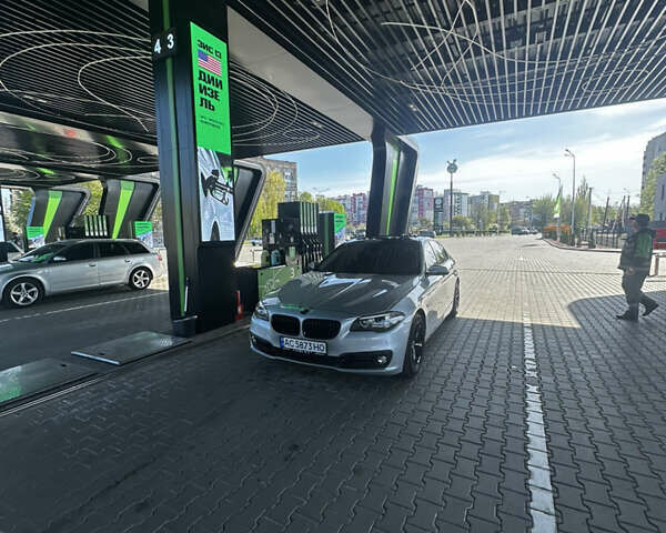 Сірий БМВ 5 Серія, об'ємом двигуна 2 л та пробігом 138 тис. км за 17100 $, фото 32 на Automoto.ua