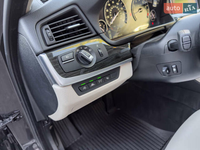 Серый БМВ 5 Серия, объемом двигателя 3 л и пробегом 101 тыс. км за 23400 $, фото 4 на Automoto.ua