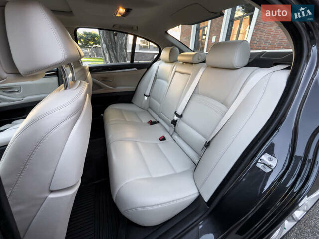 Серый БМВ 5 Серия, объемом двигателя 3 л и пробегом 101 тыс. км за 23400 $, фото 41 на Automoto.ua