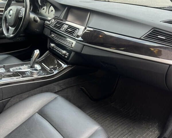 Серый БМВ 5 Серия, объемом двигателя 2.98 л и пробегом 167 тыс. км за 18700 $, фото 31 на Automoto.ua