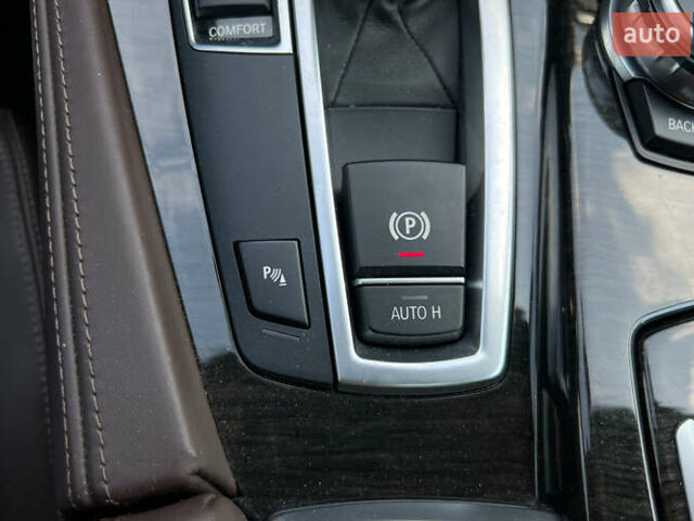 Сірий БМВ 5 Серія, об'ємом двигуна 3 л та пробігом 90 тис. км за 26999 $, фото 25 на Automoto.ua