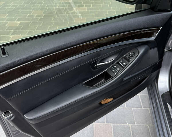 Серый БМВ 5 Серия, объемом двигателя 2 л и пробегом 287 тыс. км за 13300 $, фото 8 на Automoto.ua