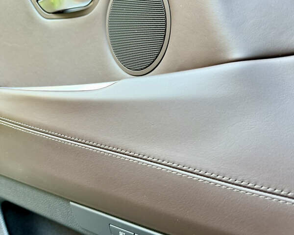 Серый БМВ 5 Серия, объемом двигателя 2.98 л и пробегом 220 тыс. км за 14999 $, фото 19 на Automoto.ua