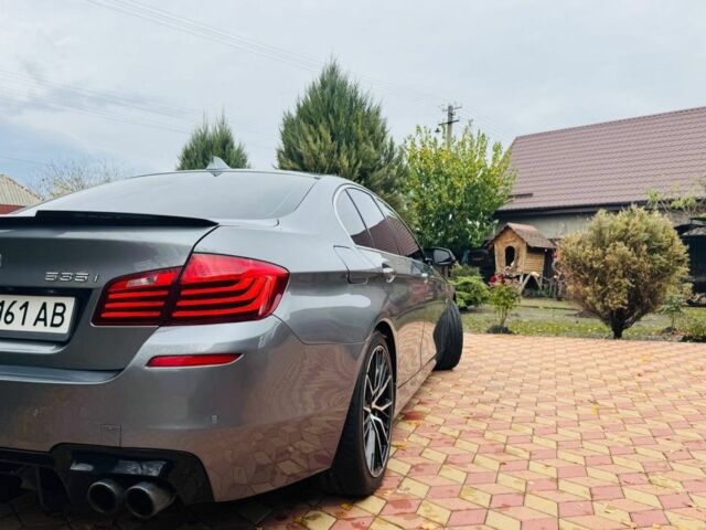 БМВ 5 Серія 2015 у Синельниковом на Automoto.ua Сірий БМВ 5 Серія, об'ємом двигуна 3 л та пробігом 243 тис. км за 15200 $, фото 15 на Automoto.ua