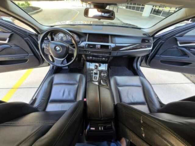 Серый БМВ 5 Серия, объемом двигателя 3 л и пробегом 80 тыс. км за 13400 $, фото 8 на Automoto.ua