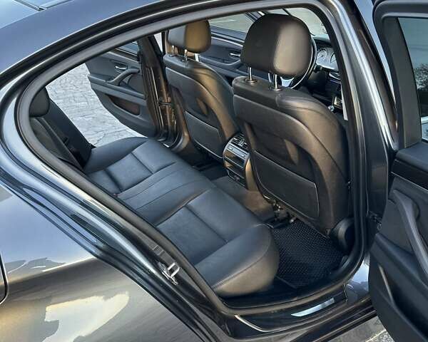 Сірий БМВ 5 Серія, об'ємом двигуна 3 л та пробігом 164 тис. км за 17000 $, фото 30 на Automoto.ua