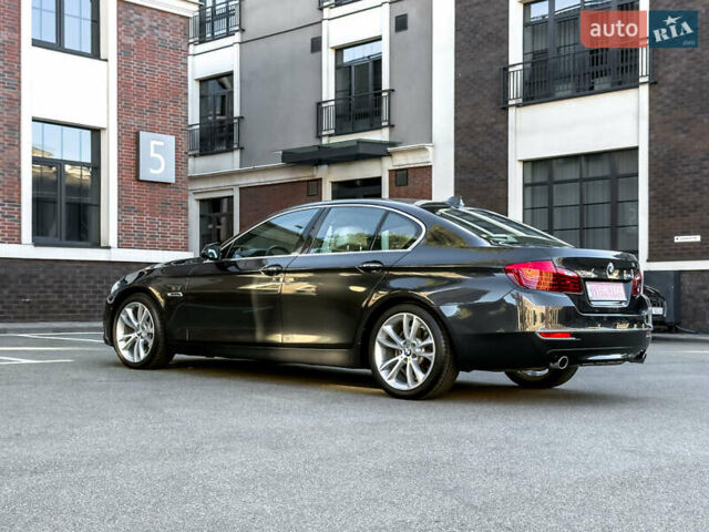 Серый БМВ 5 Серия, объемом двигателя 3 л и пробегом 101 тыс. км за 23400 $, фото 18 на Automoto.ua