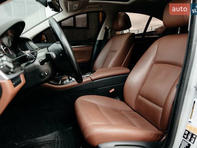 Сірий БМВ 5 Серія, об'ємом двигуна 2 л та пробігом 138 тис. км за 17100 $, фото 12 на Automoto.ua