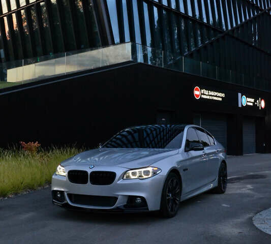 Сірий БМВ 5 Серія, об'ємом двигуна 3 л та пробігом 188 тис. км за 25000 $, фото 3 на Automoto.ua