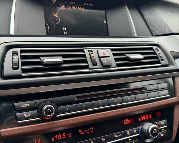 Сірий БМВ 5 Серія, об'ємом двигуна 2 л та пробігом 147 тис. км за 14500 $, фото 59 на Automoto.ua