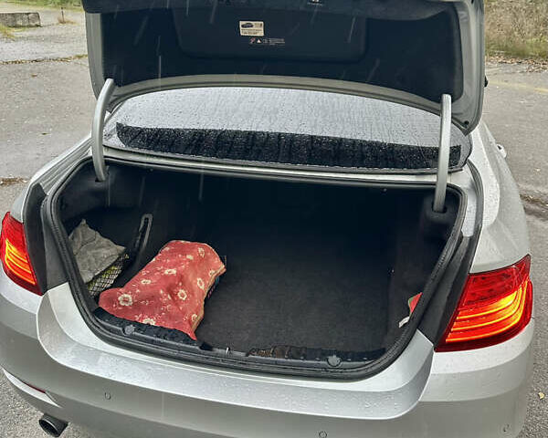 Серый БМВ 5 Серия, объемом двигателя 3 л и пробегом 185 тыс. км за 15000 $, фото 15 на Automoto.ua