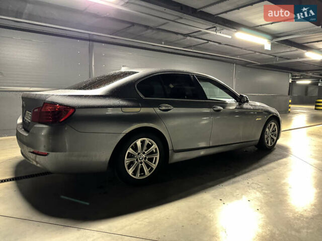 БМВ 5 Серия 2016 в Киеве на Automoto.ua Серый БМВ 5 Серия, объемом двигателя 2 л и пробегом 209 тыс. км за 16500 $, фото 6 на Automoto.ua
