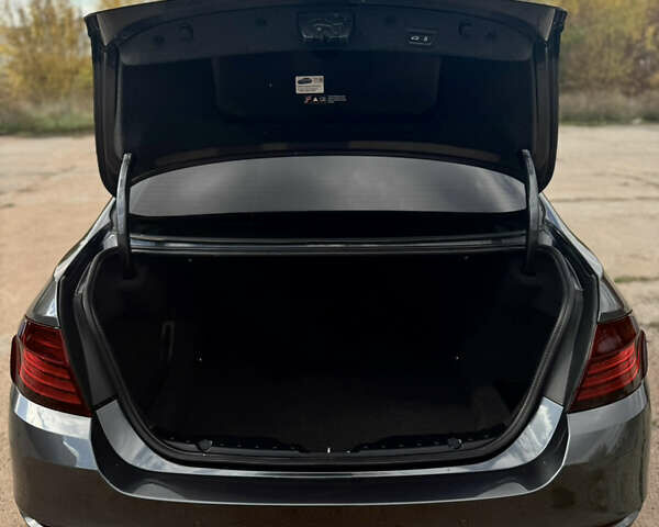 Сірий БМВ 5 Серія, об'ємом двигуна 3 л та пробігом 71 тис. км за 18999 $, фото 11 на Automoto.ua